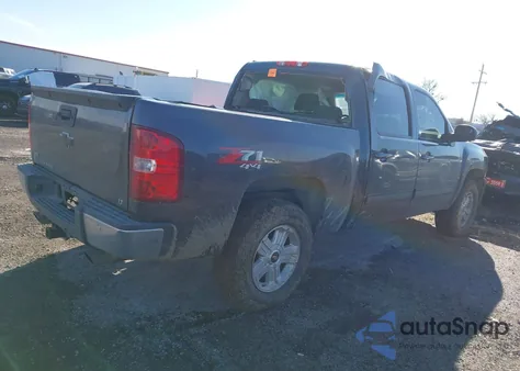 2011 Chevrolet Silverado 1500 Lt z USA, uszkodzony, nr VIN 3GCPKSE22BG201976